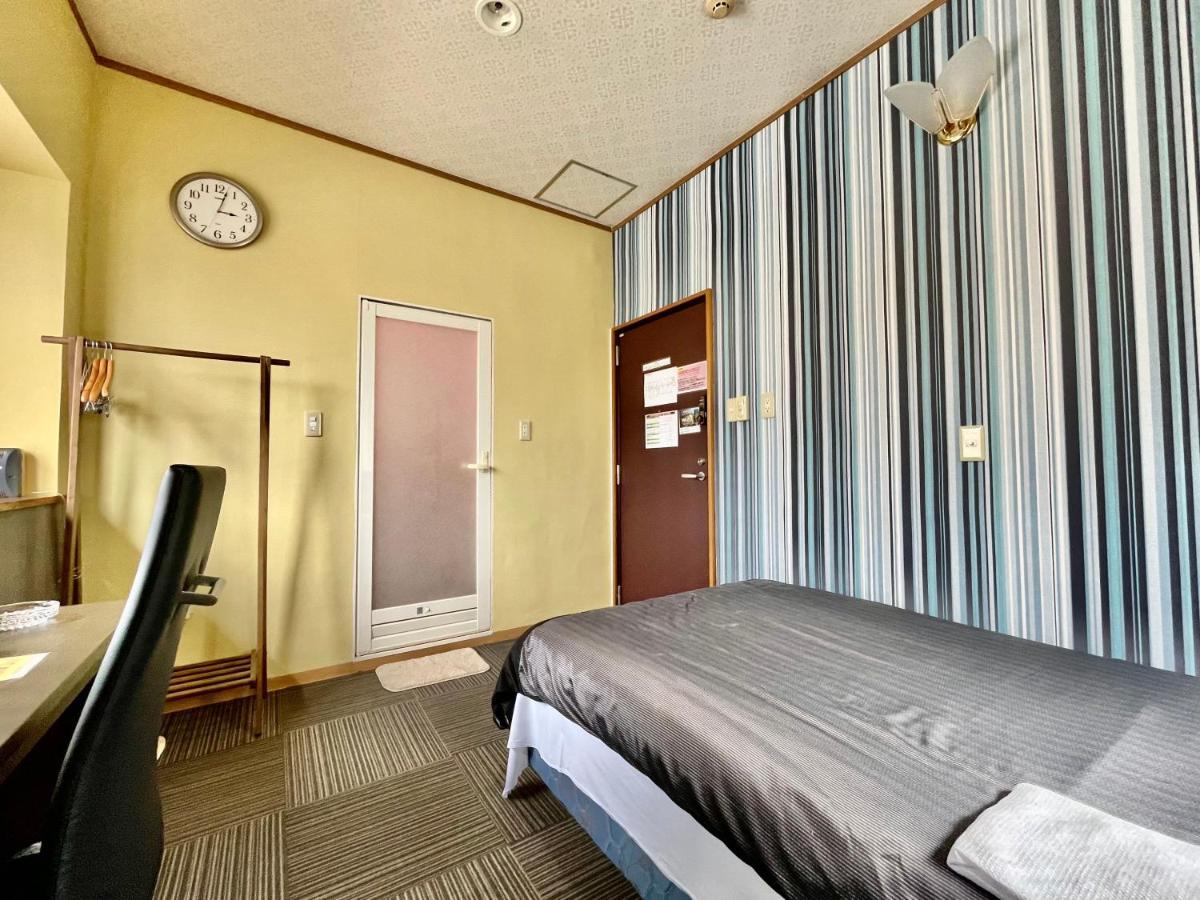 Hotel Time Rich Okinawa Esterno foto